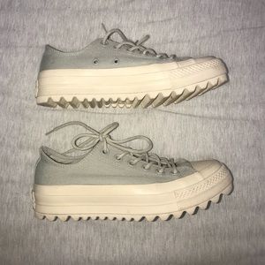 Platform Converse